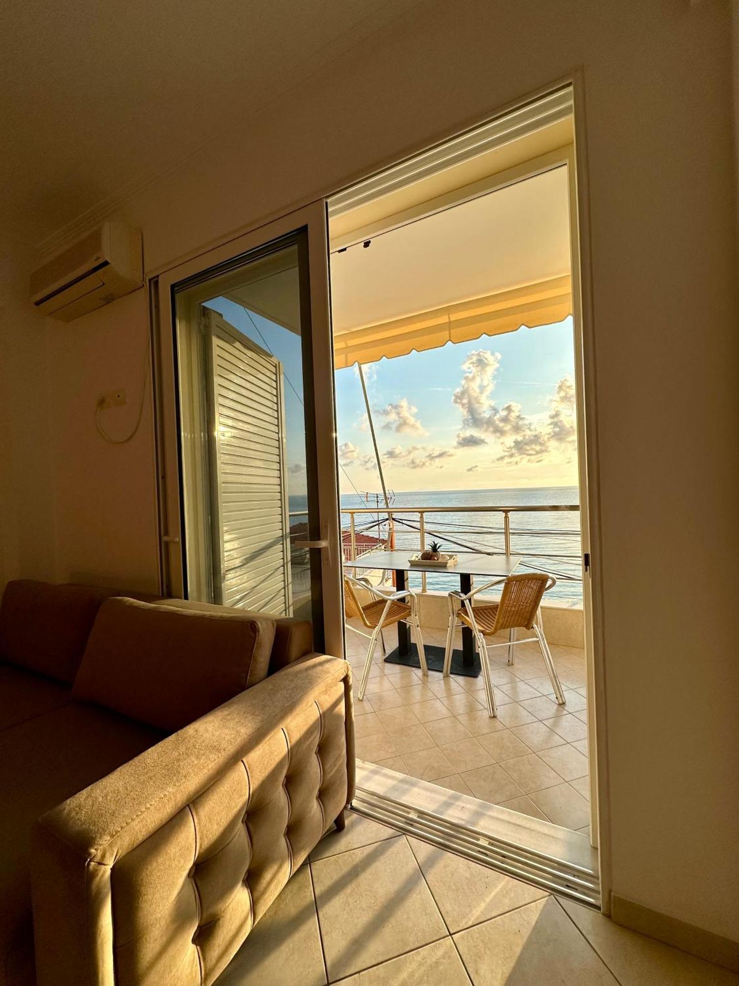 Fane'S Apartments Himara Kültér fotó